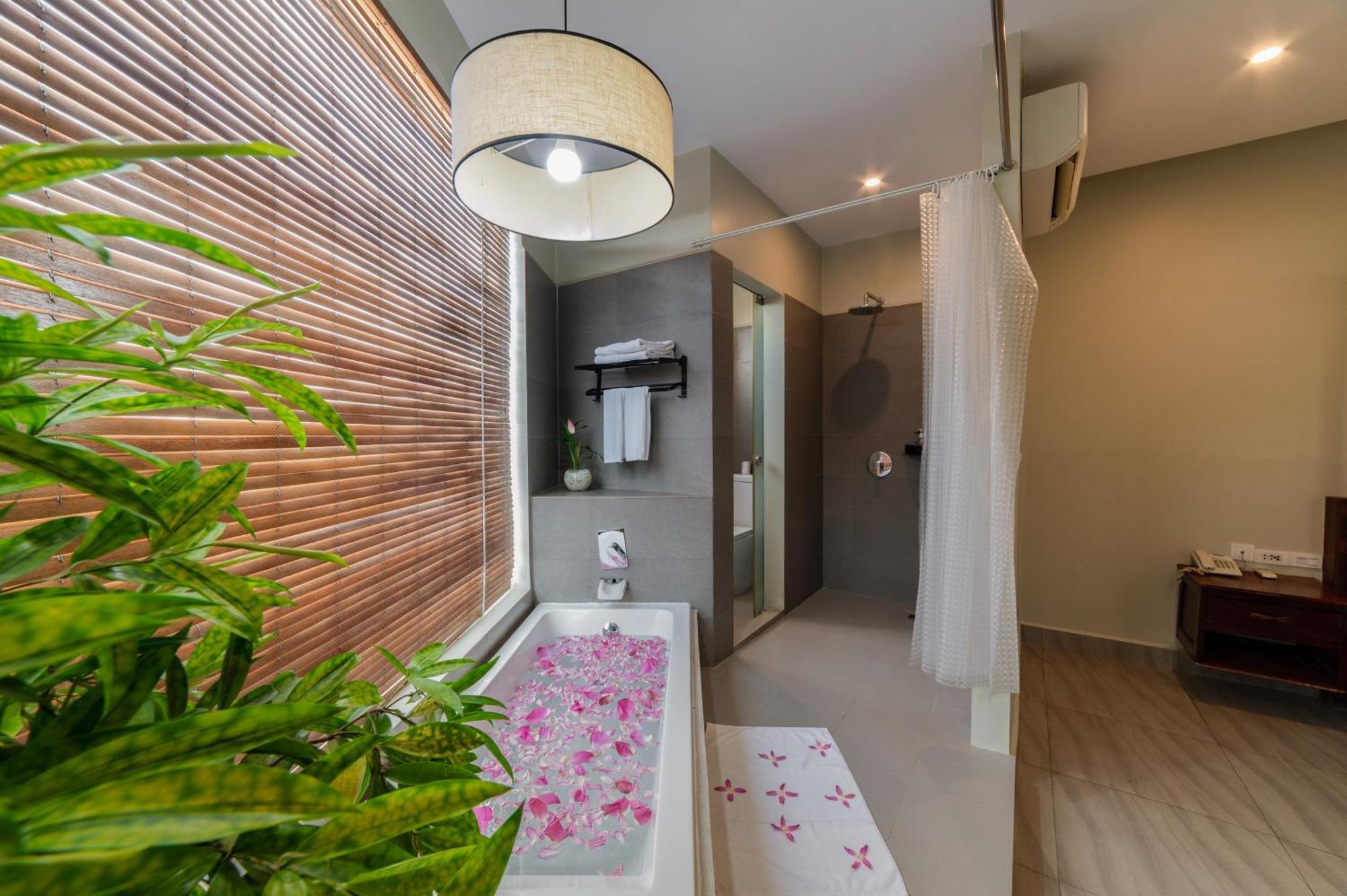 Bayon Modern Residence Сием Реап Екстериор снимка