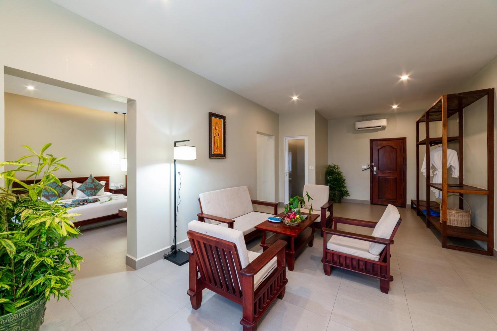 Bayon Modern Residence Сием Реап Екстериор снимка